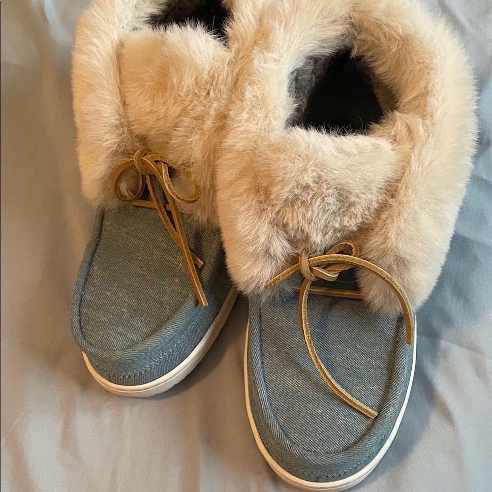 Cozy Faux Fur Lined Denim Winter Boots